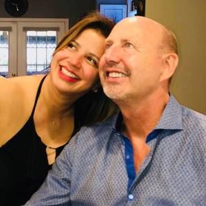 Meet your Posher, Dina